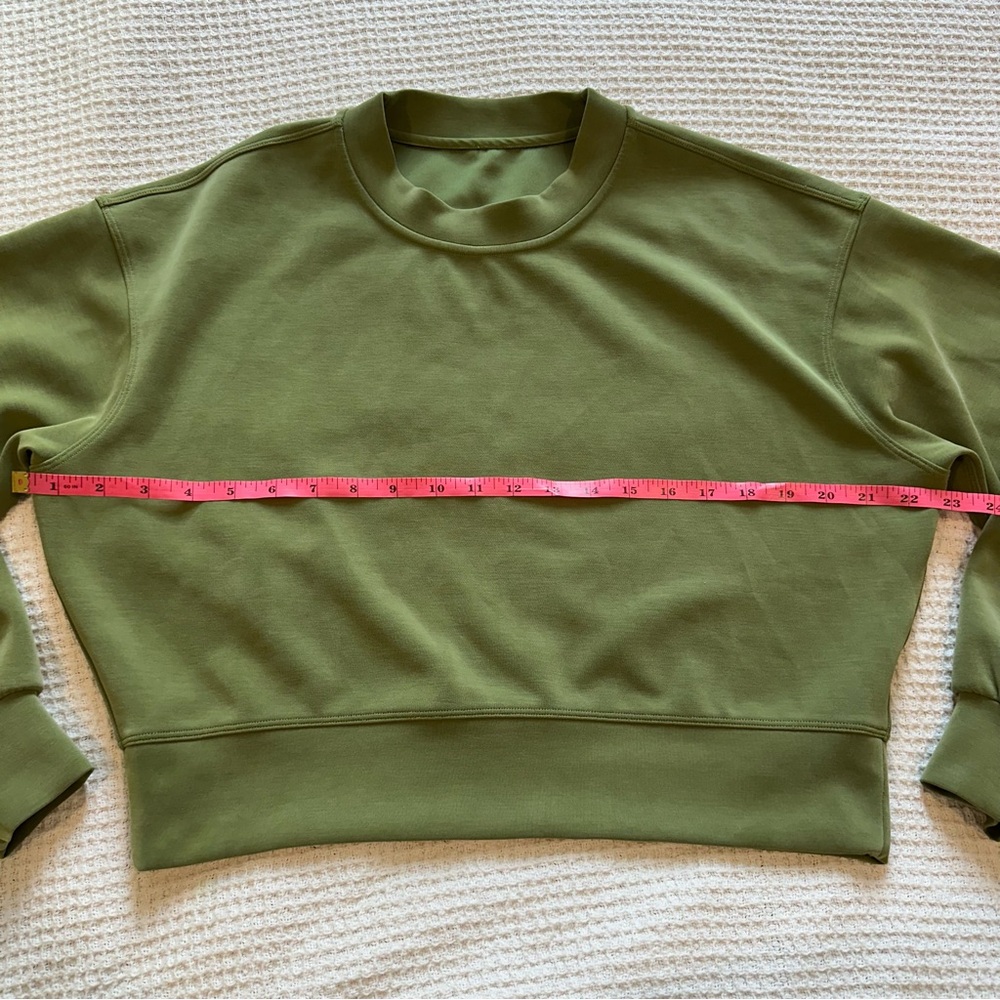 Lululemon Perfectly Oversized Cropped Crew Softstreme Green size 2 women’s - Picture 6 of 10